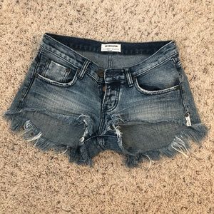 one teaspoon shorts - size 25